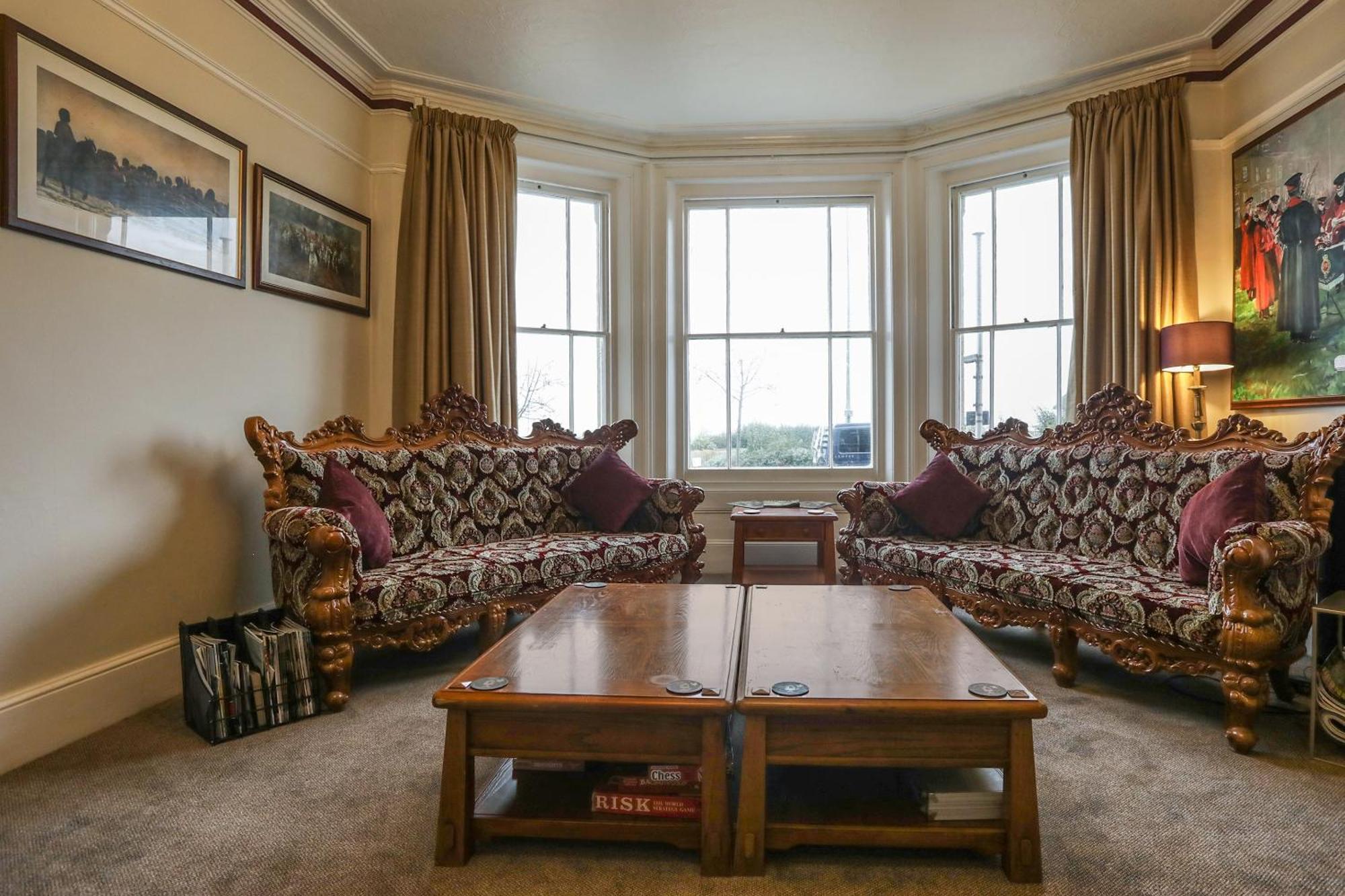 Oyo Lord Kitcheners Bed & Breakfast