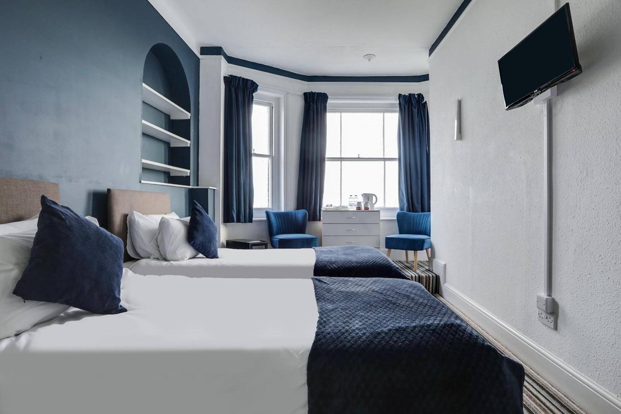 Oyo Lord Kitcheners 3* Lowestoft
